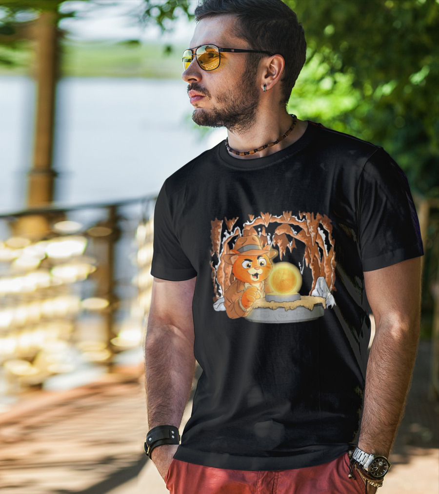Raiders Of The Lost Yarn Cat Indiana Jones Golden Ball Relic Adventure T-Shirt
