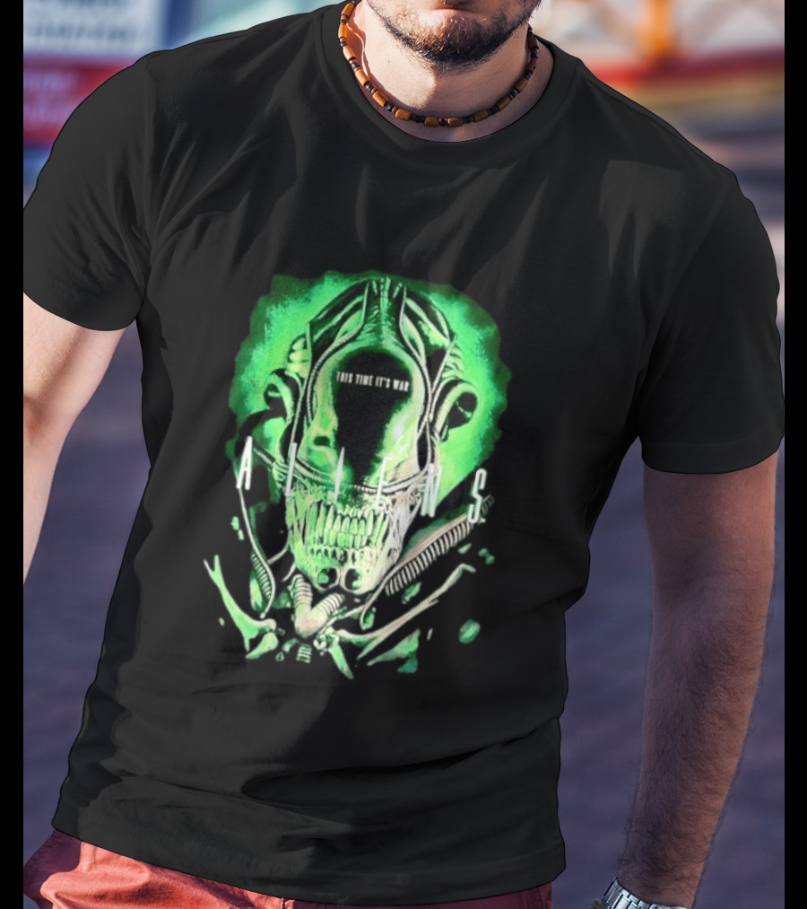 Xenomorph Aliens This Time It's War Alien Franchise Movie T-Shirt