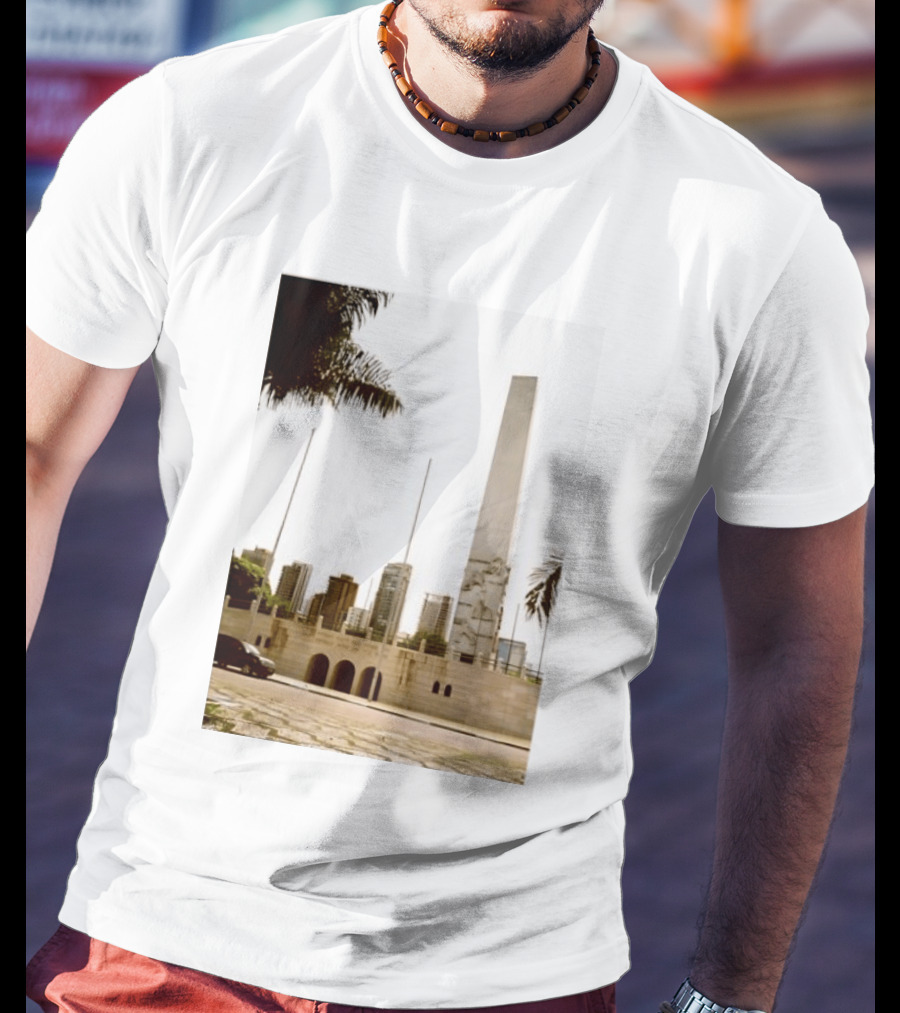 Obelisco Do Ibirapuera M M D C Viveram Pouco Para Morrer Bem Morreram Jovens Historical Monument São Paulo Brazil T-Shirt