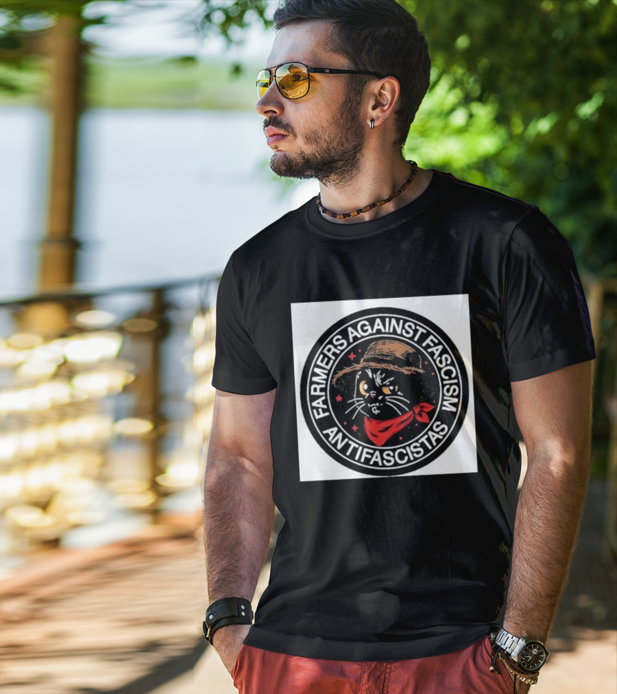 Farmers Against Fascism Antifascistas Cat Straw Hat Red Bandana T-Shirt