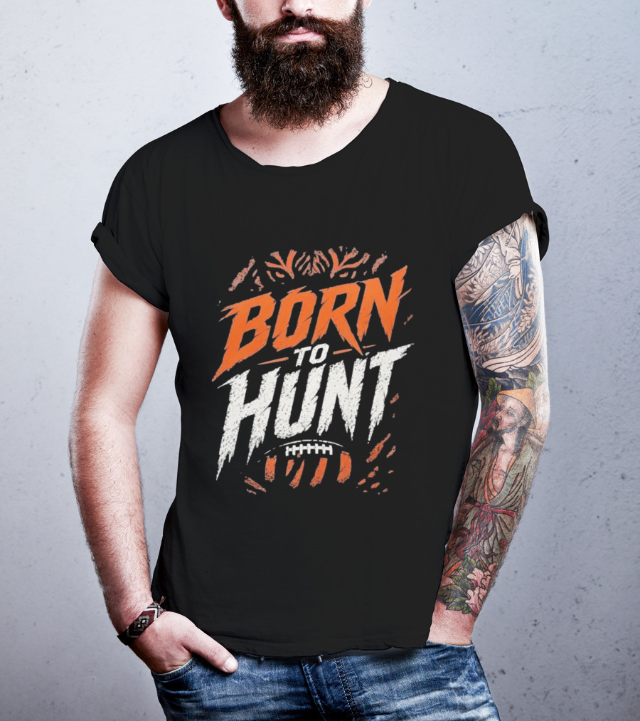 Born To Hunt Tiger Football Ball Print T-Shirt