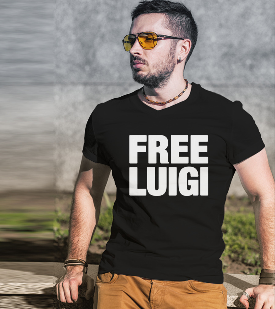 Free Luigi T-Shirt