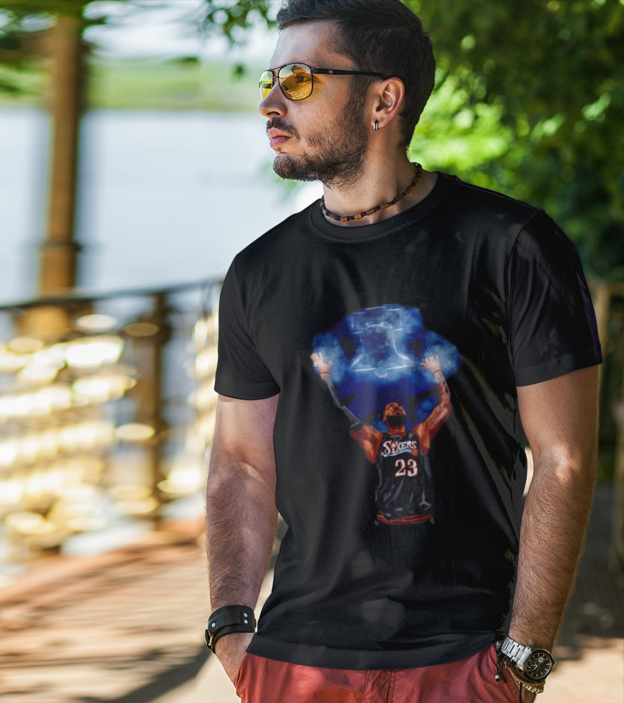 LeBron James Chalk Toss 23 Sixers Philadelphia Basketball 76ers Liberty Bell T-Shirt