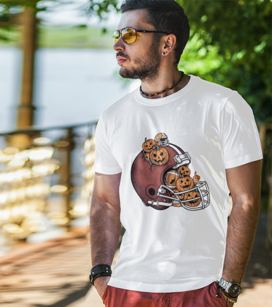 Cleveland Browns Halloween Pumpkin Football Helmet T-Shirt