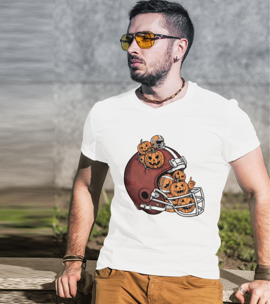 Cleveland Browns Halloween Pumpkin Football Helmet T-Shirt