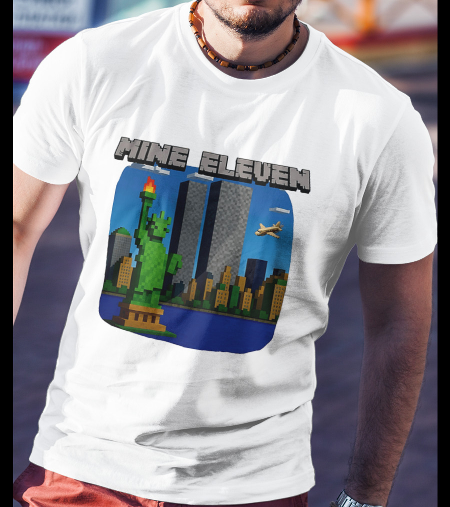 Mine Eleven Pixel City Statue Vector World Twin Towers Scene T-Shirt