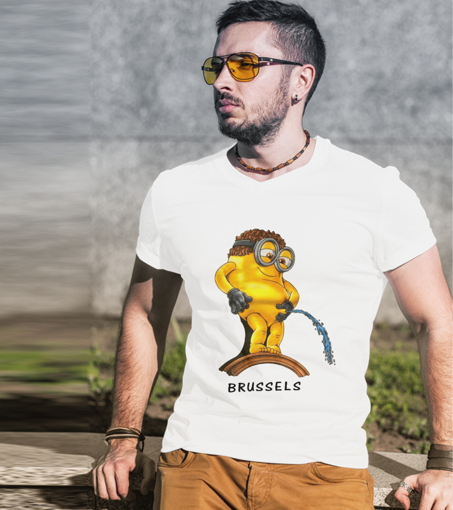 Brussels Pee Minion Parody Manneken Pis T-Shirt