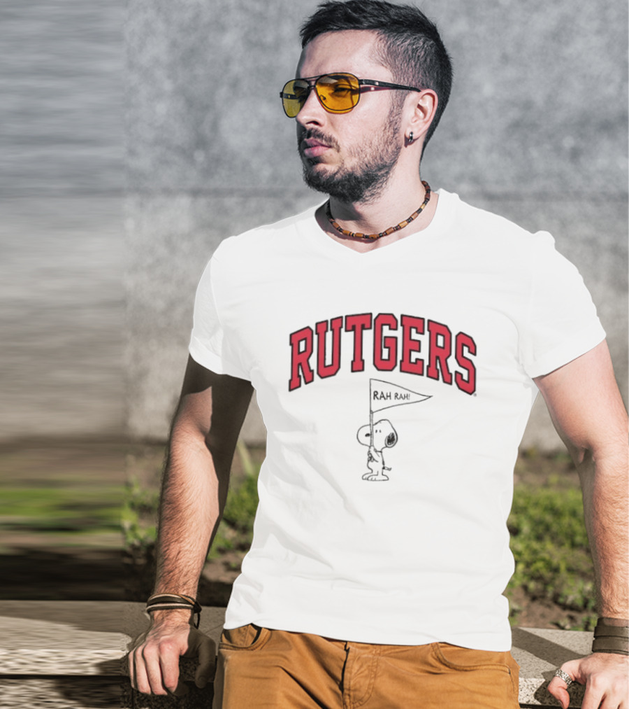 Rutgers Scarlet Knights Snoopy Rah Rah Flag T-Shirt