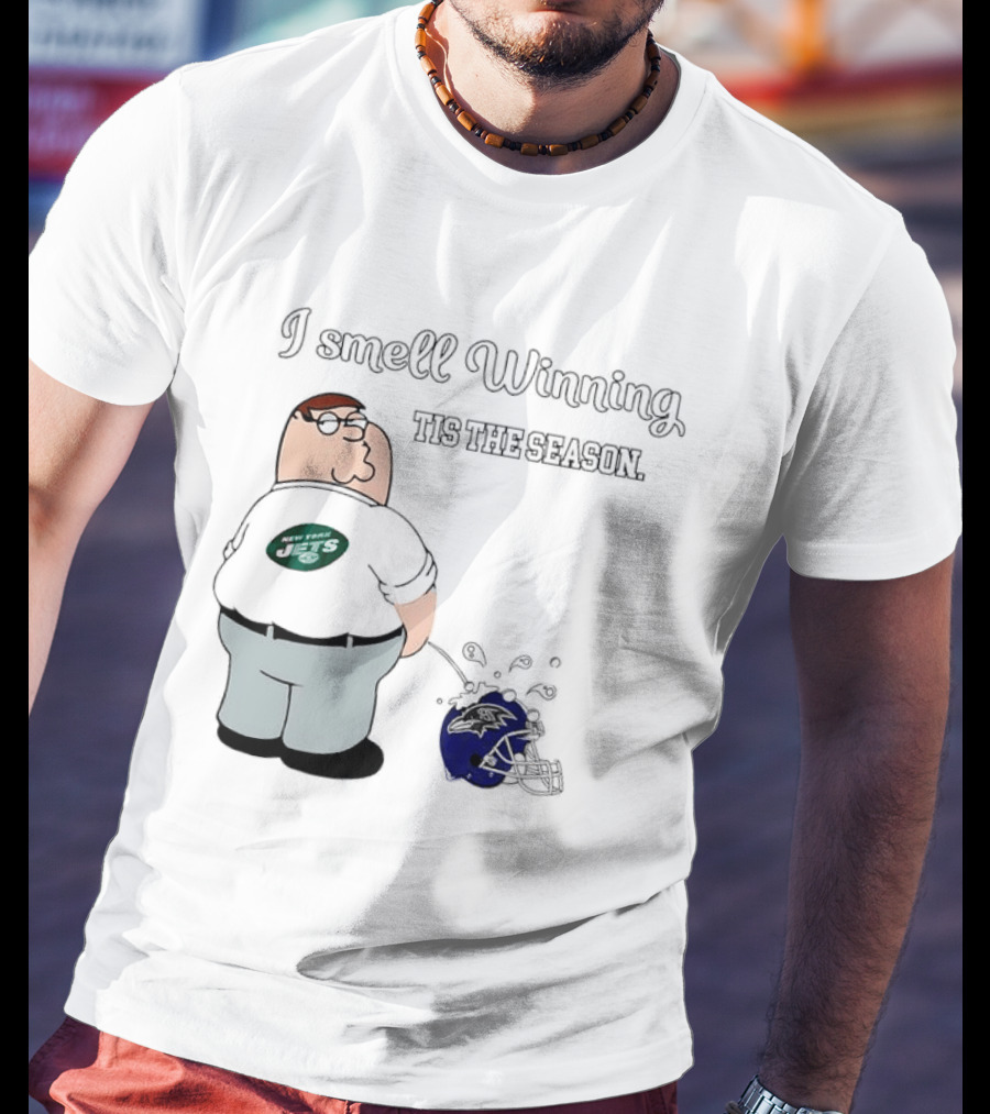 Peter Griffin New York Jets I Smell Winning Tis The Season Peeing On Baltimore Ravens Helmet T-Shirt