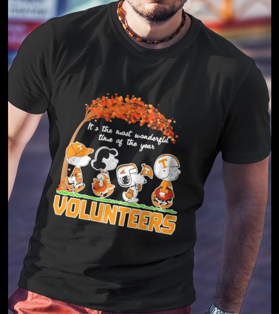 Peanuts Characters Tennessee Volunteers It's The Most Wonderful Time Of The Year T-Shirt