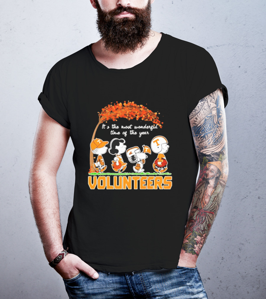 Peanuts Characters Tennessee Volunteers It's The Most Wonderful Time Of The Year T-Shirt