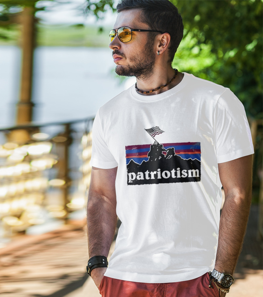 Patriotism Distressed Iwo Jima Flag Raising Retro Stripes T-Shirt