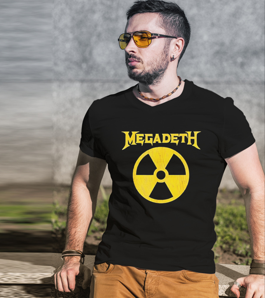 Megadeth Distressed Radioactive Symbol Heavy Metal T-Shirt