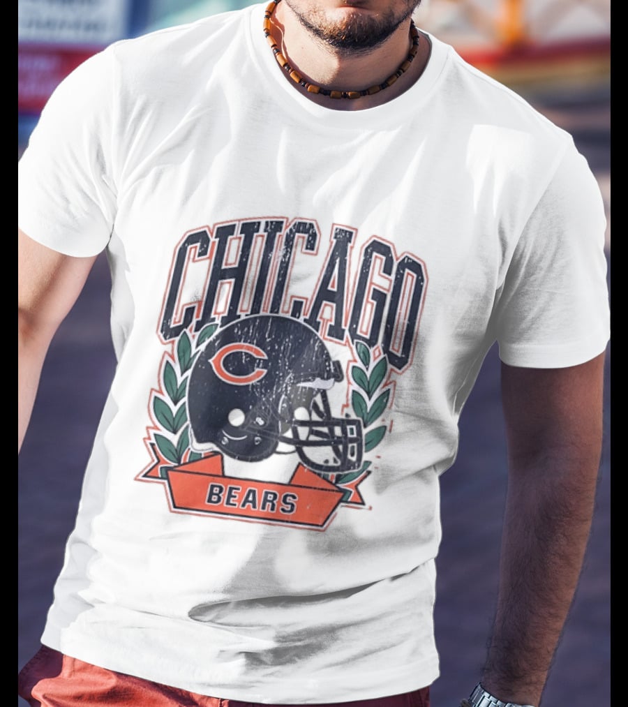 Chicago Bears Distressed Football Helmet T-Shirt