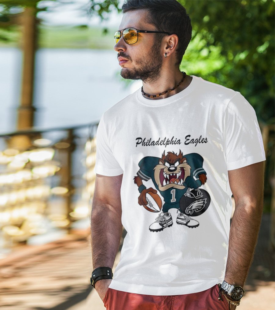Philadelphia Eagles Taz Tasmanian Devil Football Player Cartoon T-Shirt