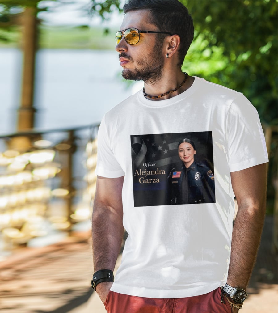Officer Alejandra Garza Memorial Tribute With Flag And Ribbon T-Shirt