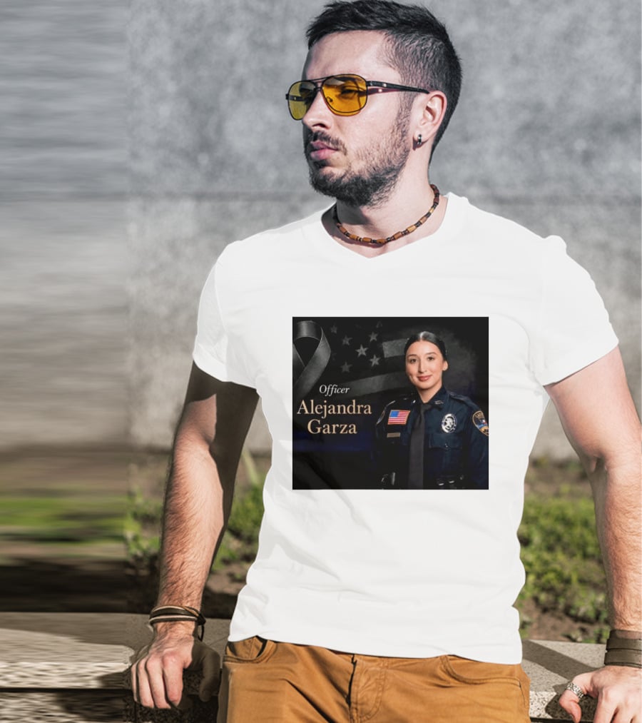 Officer Alejandra Garza Memorial Tribute With Flag And Ribbon T-Shirt