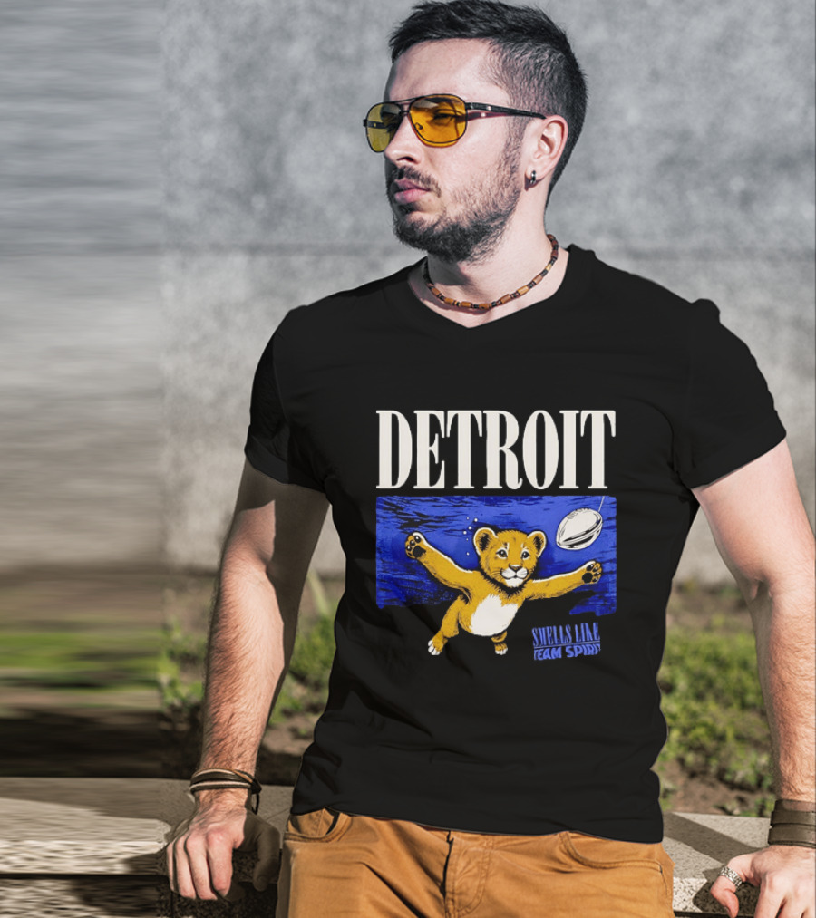 Detroit Lions Smells Like Team Spirit Nostalgic Blue Lion Cub Football T-Shirt