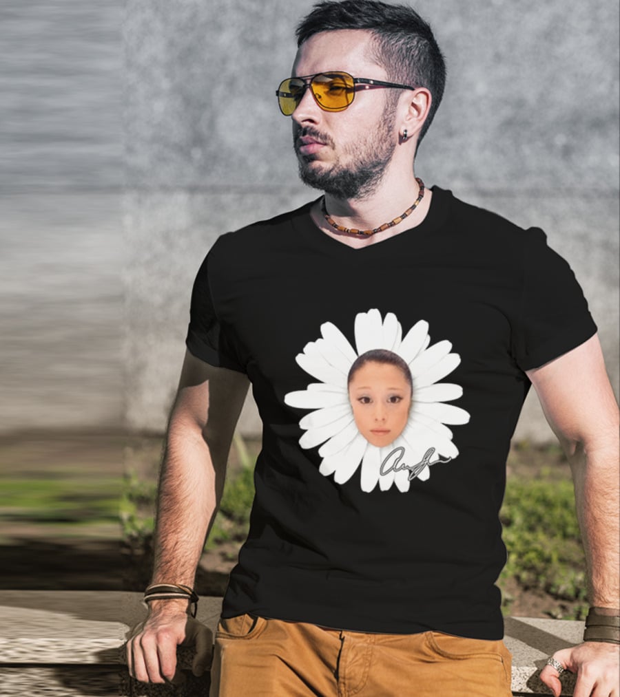 Ariana Petal Daisy Meme Face Cute Signature T-Shirt