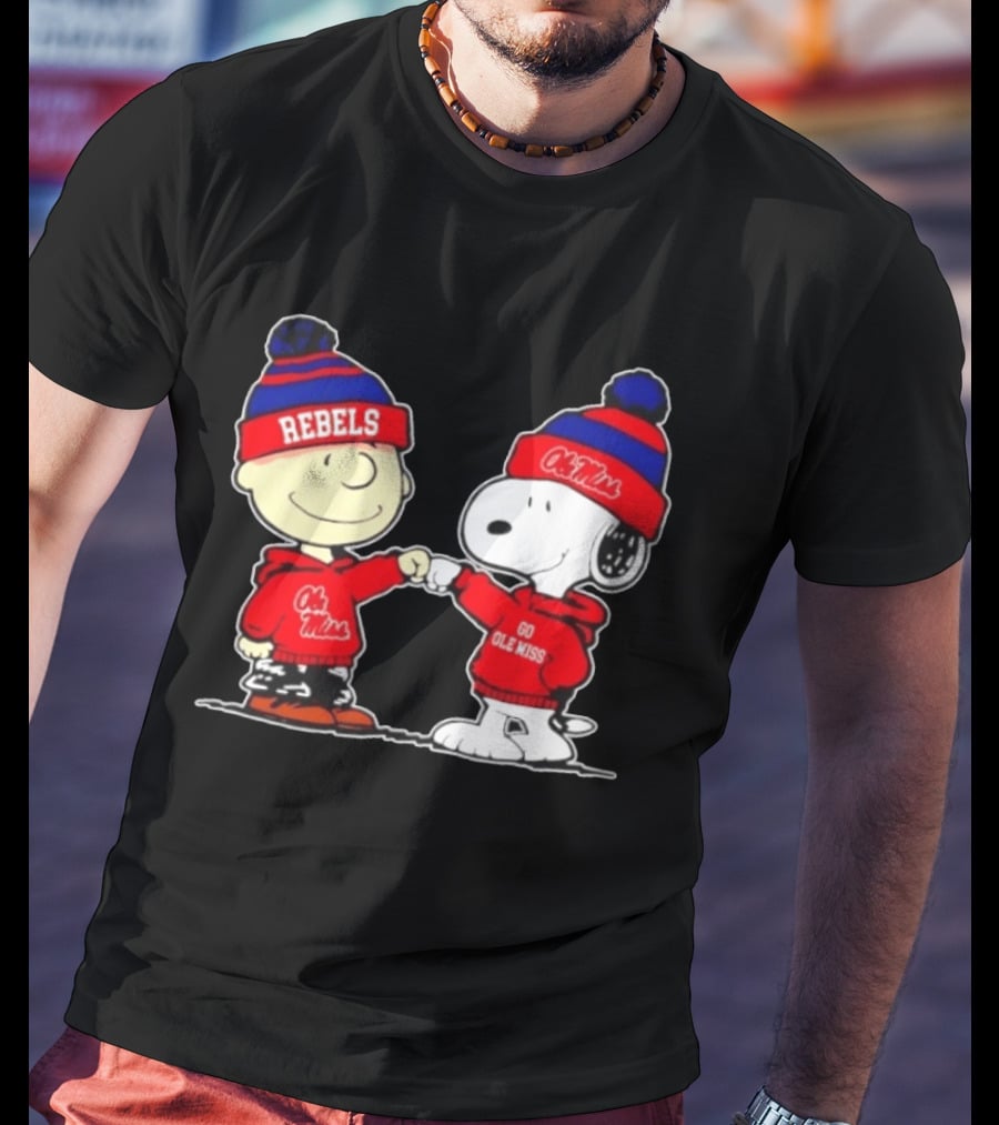 Ole Miss Rebels Snoopy Charlie Brown Fist Bump Go Ole Miss T-Shirt