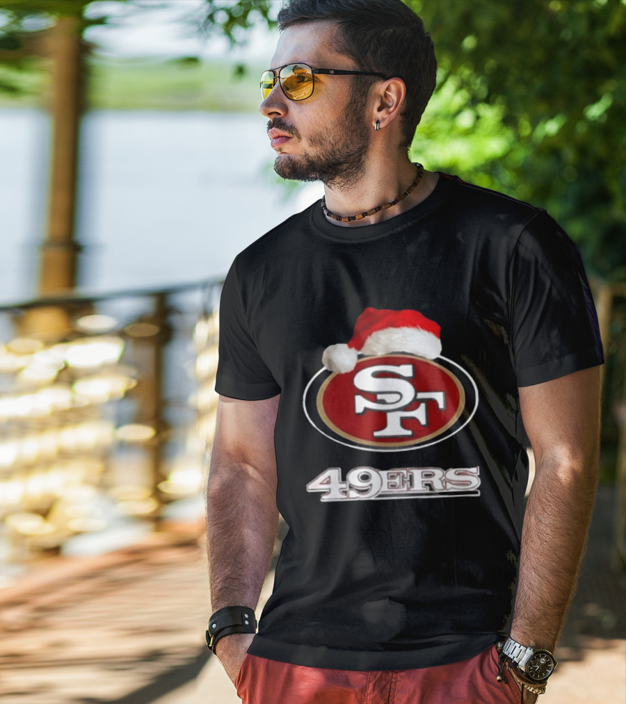 San Francisco 49ers 2025 Santa Hat Christmas Football 49ers T-Shirt