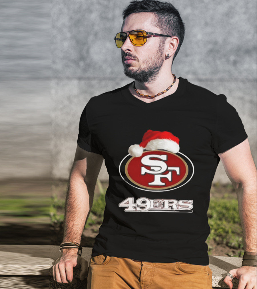 San Francisco 49ers 2025 Santa Hat Christmas Football 49ers T-Shirt
