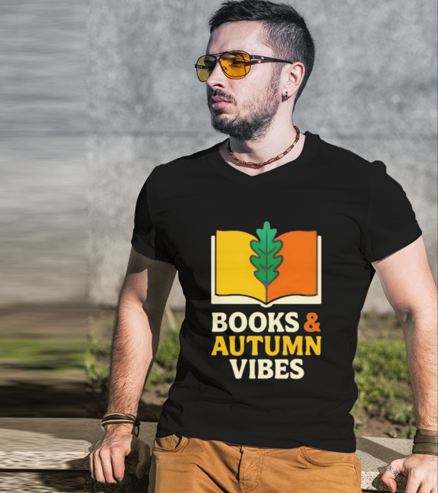 Books And Autumn Vibes Cozy Reading Season T-Shirt
