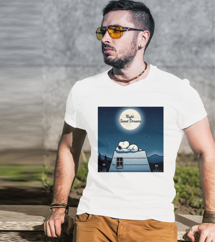 Snoopy Night Sweet Dreams Moonlight Scene Peanuts Sleeping Dog T-Shirt
