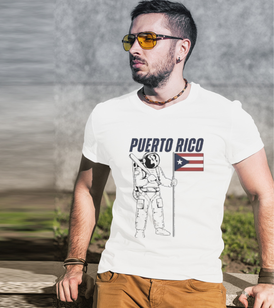 PUERTO RICO Astronaut Holding Baseball Bat Puerto Rican Flag T-Shirt