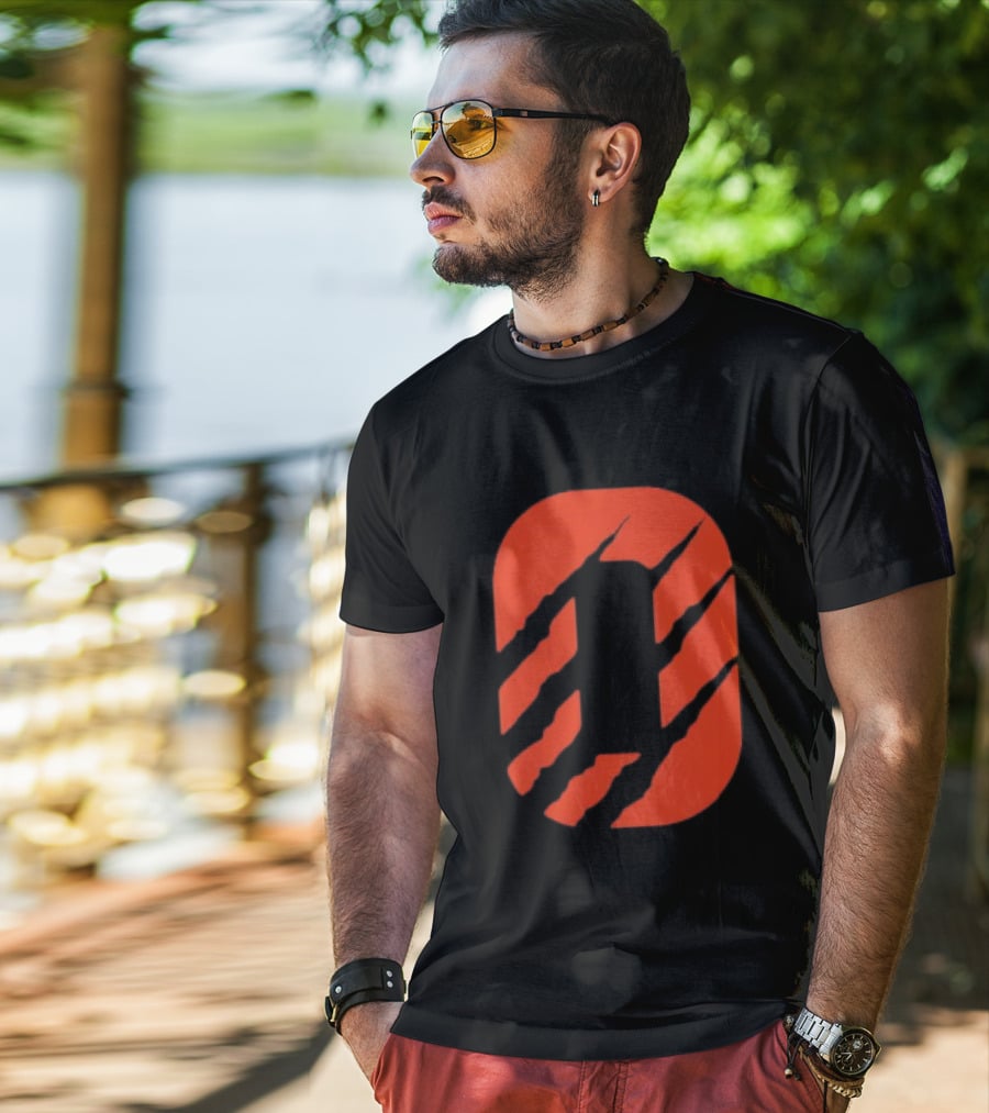 Cincinnati Bengals Clawed Stripes T-Shirt