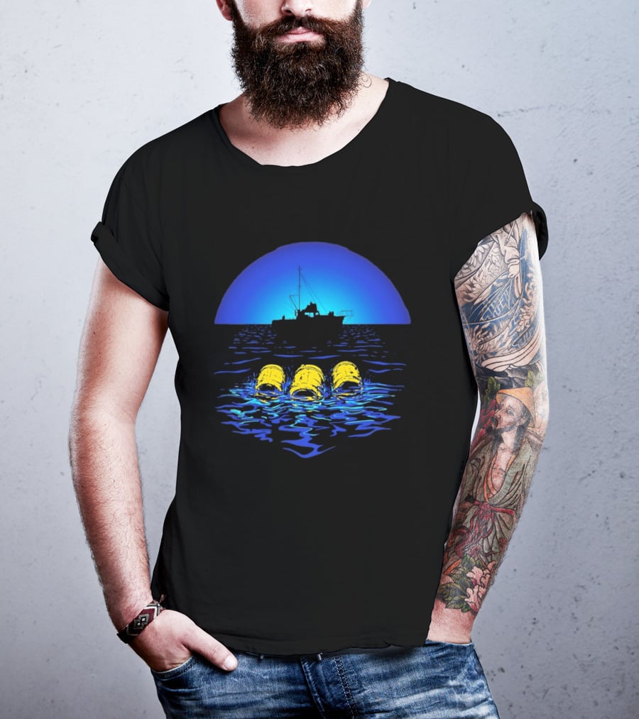 Jaws Orca Boat With Yellow Barrels Steven Spielberg Retro Ocean Scene T-Shirt
