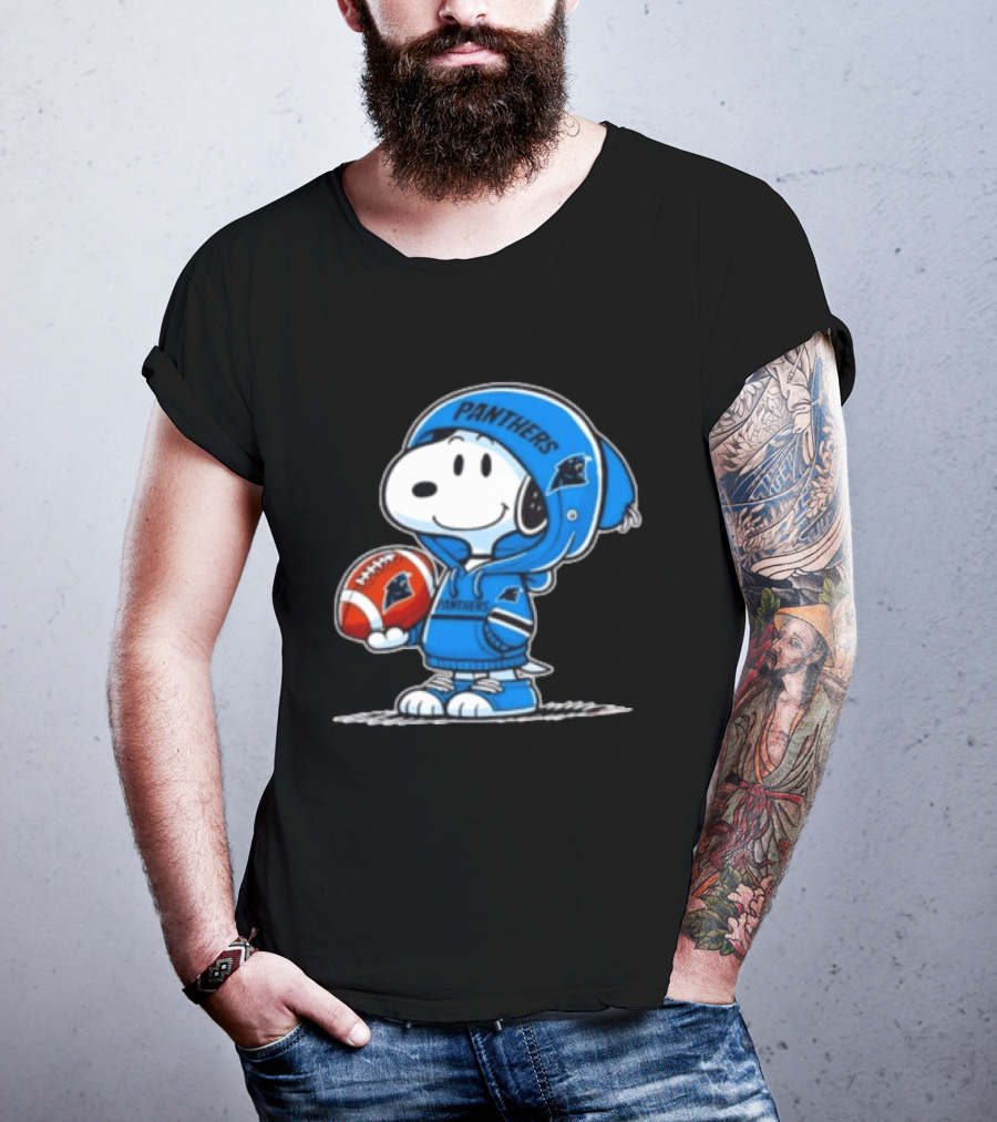 Snoopy Carolina Panthers Fan Holding Football Peanuts T-Shirt