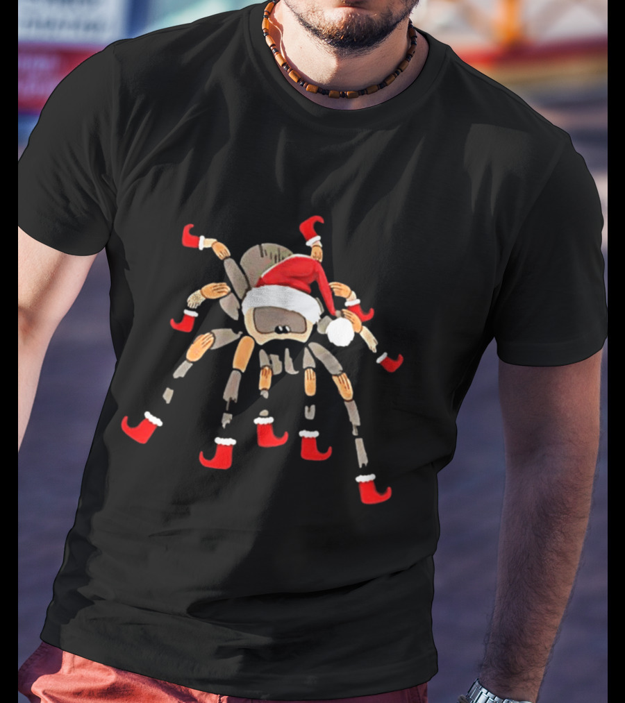 Classic Christmas Tarantula With Santa Hat And Festive Boots T-Shirt