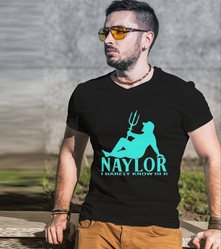 Naylor I Barely Know Her Mariners Trident Pose T-Shirt