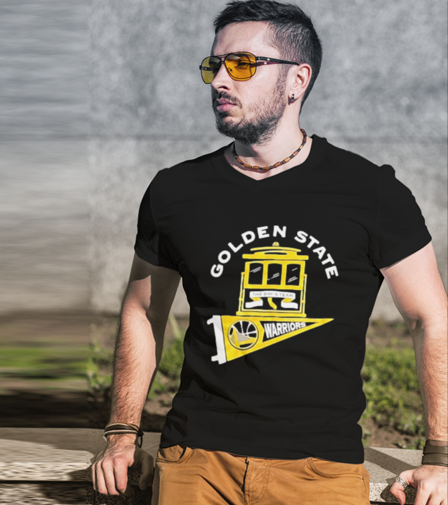 Golden State Warriors The Bays Team Warriors Banner And Cable Car T-Shirt