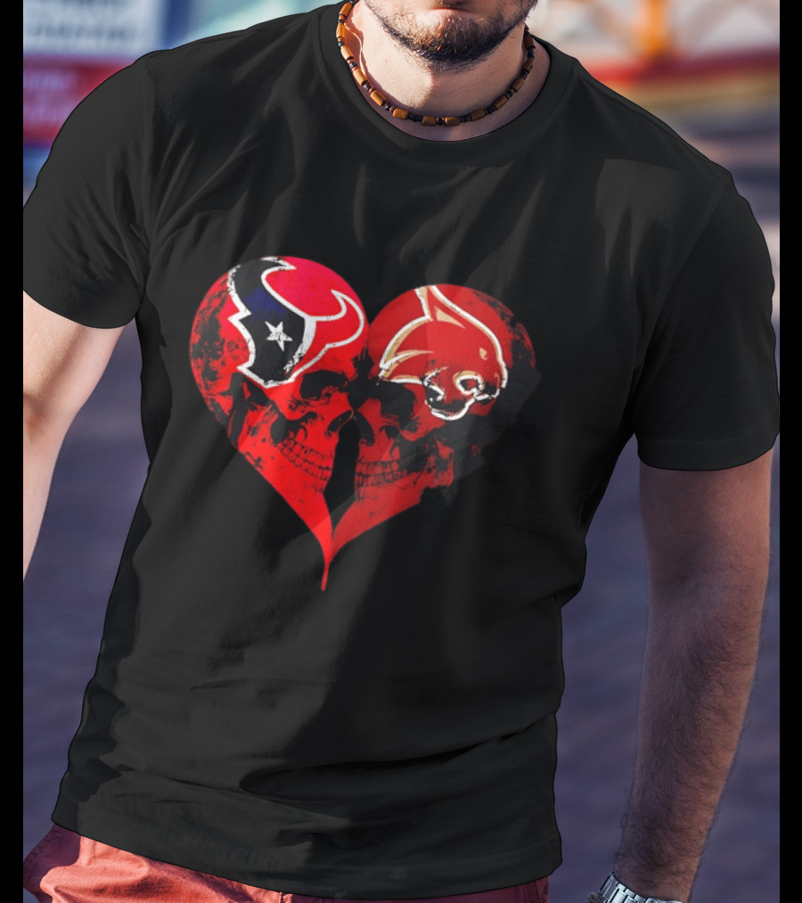 Houston Texans And Tampa Bay Buccaneers Skulls Heart Shape Distressed T-Shirt