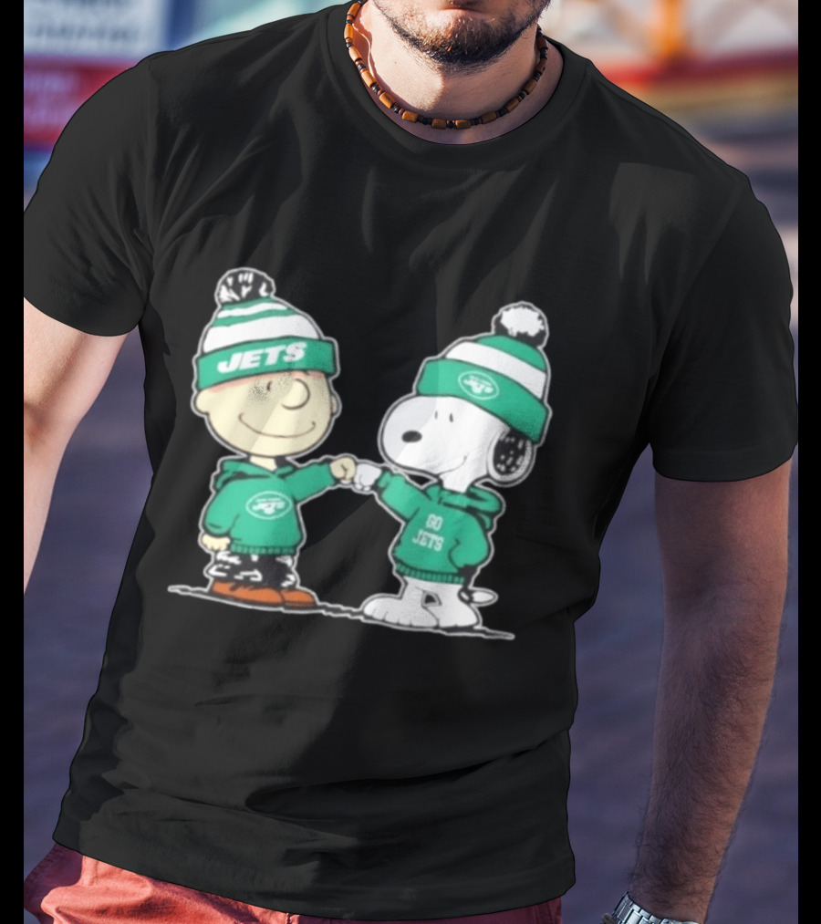 Original Peanuts Charlie Brown Snoopy New York Jets Fist Bump Go Jets Football T-Shirt