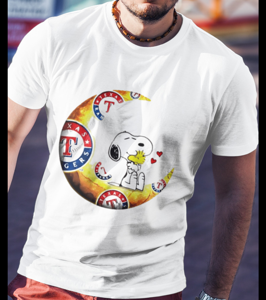Snoopy Woodstock Texas Rangers Moon Baseball Fan Celebration T-Shirt