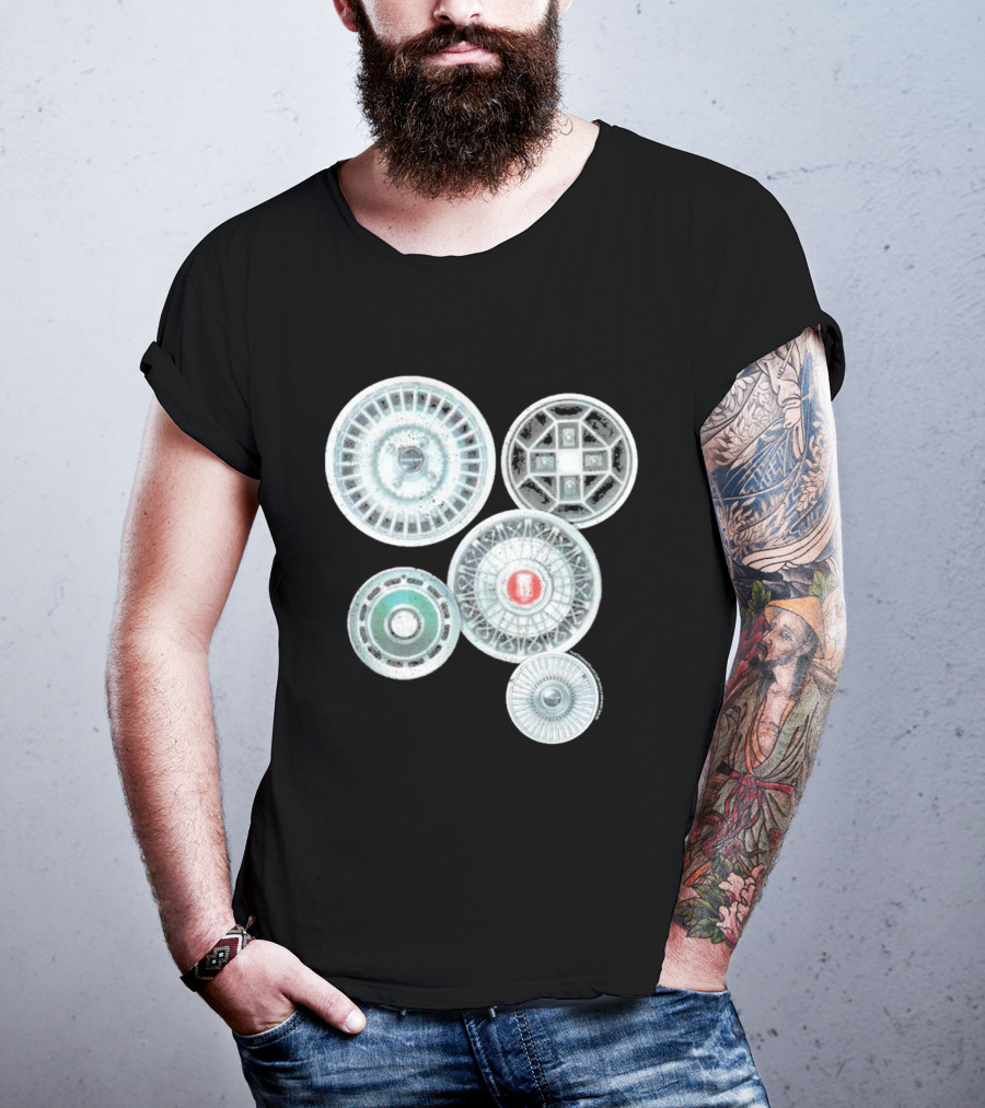 Vintage Ford Hubcaps Collection Classic Car Enthusiast Retro Wheels T-Shirt