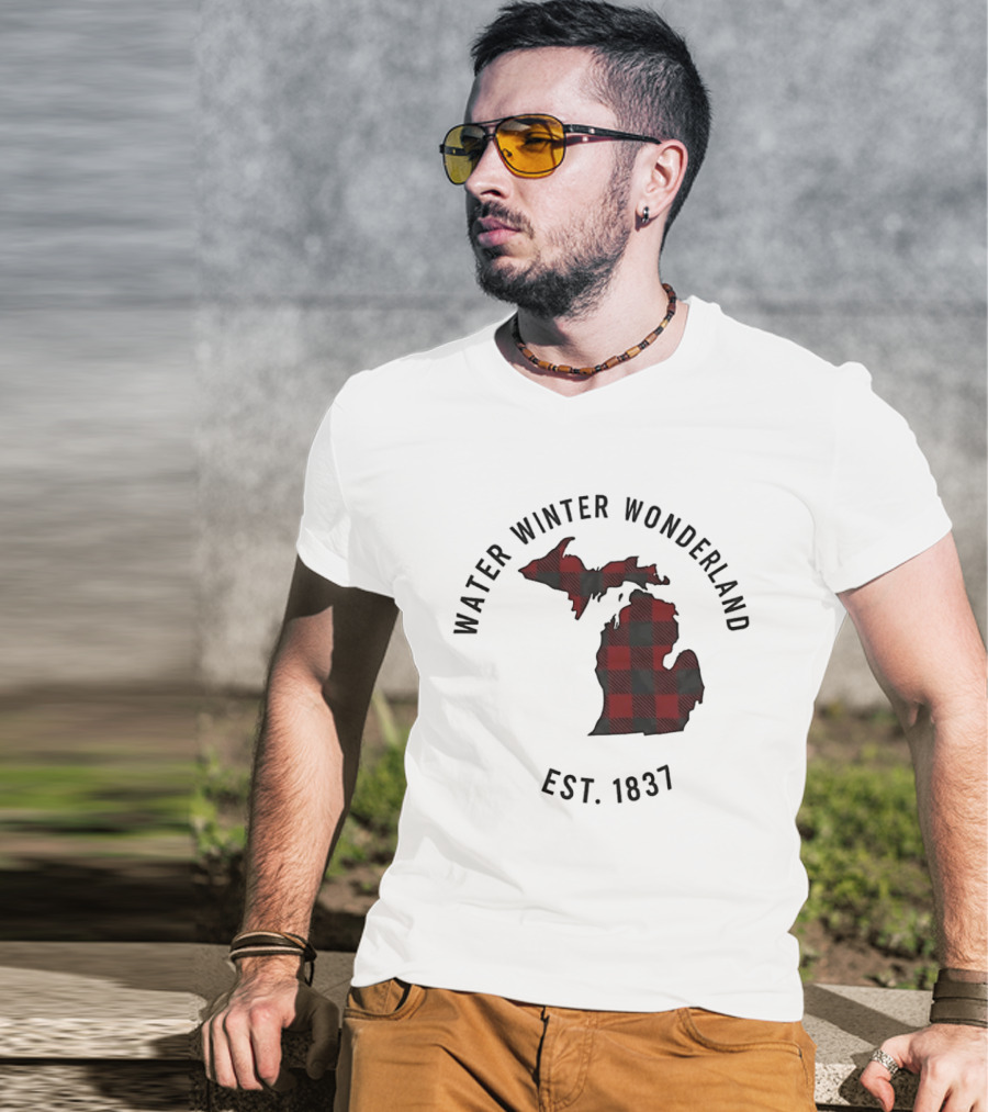 Michigan Water Winter Wonderland Est 1837 Plaid T-Shirt