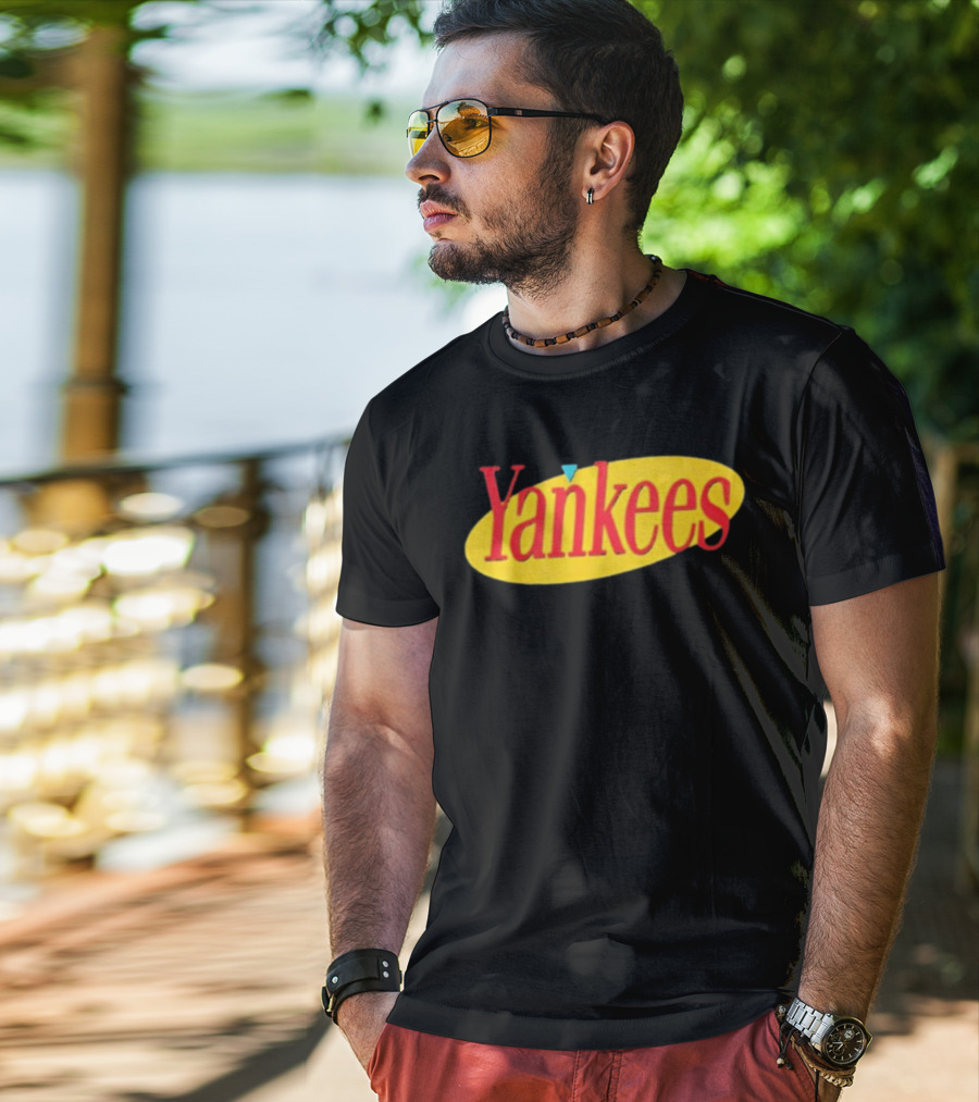 Seinfeld Yankees T-Shirt