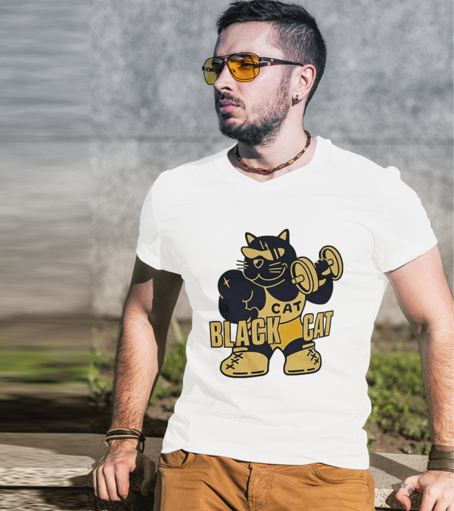 BLACK CAT Lifting Weights Cat Fitness Gym Powerlifting T-Shirt
