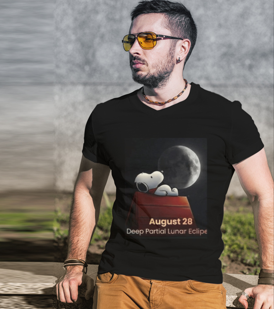 Snoopy August 28 Deep Partial Lunar Eclipse 2026 T-Shirt