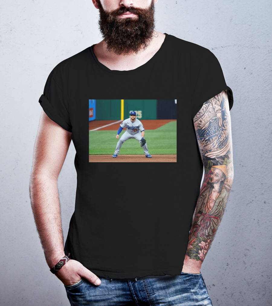 Los Angeles Dodgers Max Muncy Jersey Number 13 Third Baseman Action Shot T-Shirt