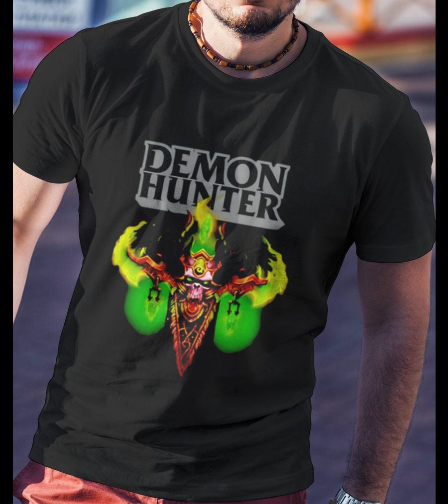 Demon Hunter Skull World Of Warcraft Emblem With Green Flame Accents T-Shirt