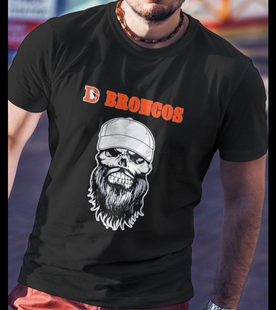Broncos Bearded Skull With Cap Football Fan T-Shirt
