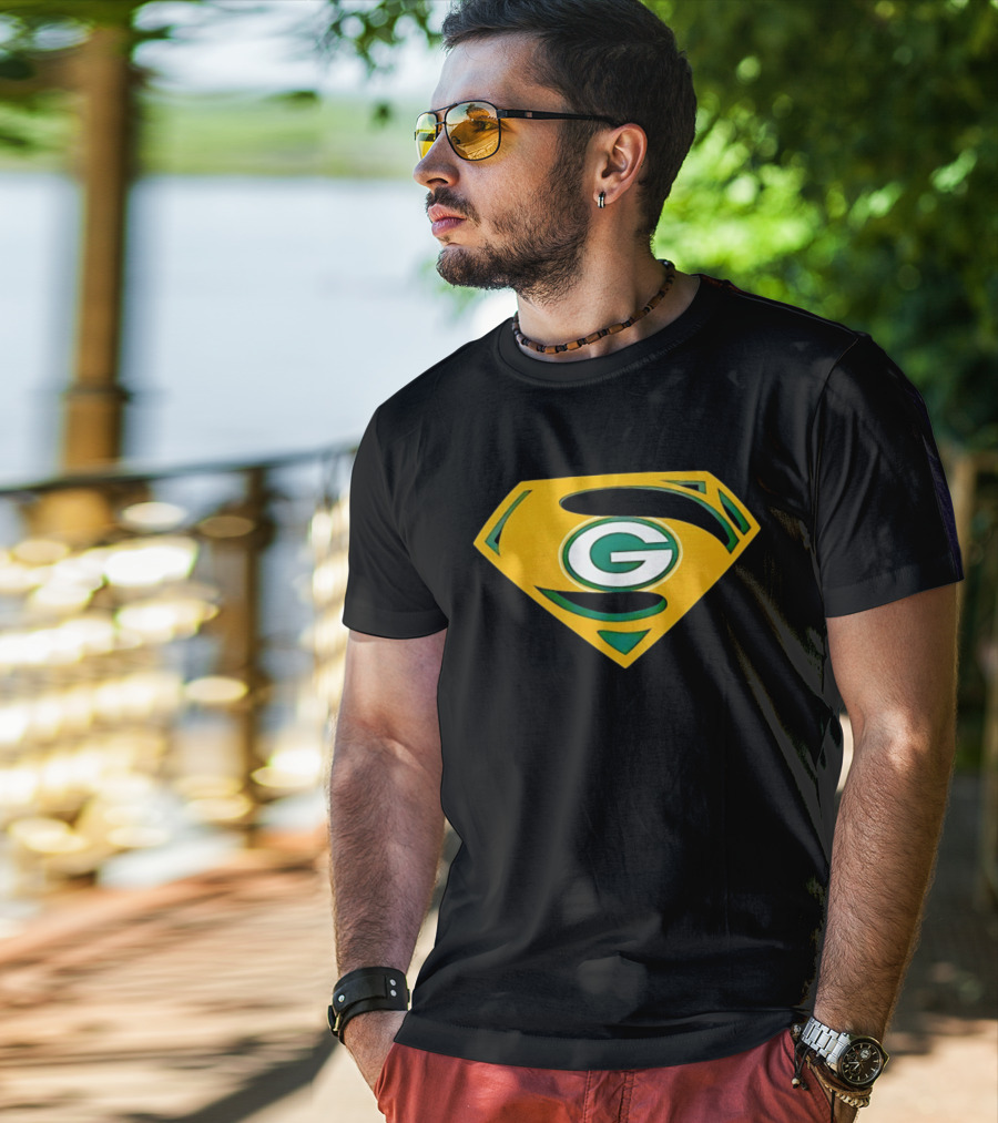 Green Bay Packers G In Superman Shield T-Shirt