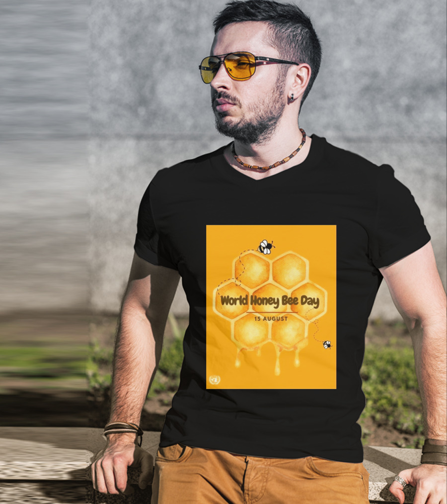 World Honey Bee Day 15 August Honeycomb T-Shirt