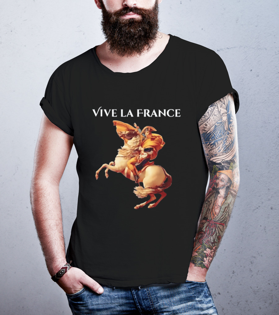 Vive La France Napoleon Bonaparte Riding Horse Iconic French History T-Shirt