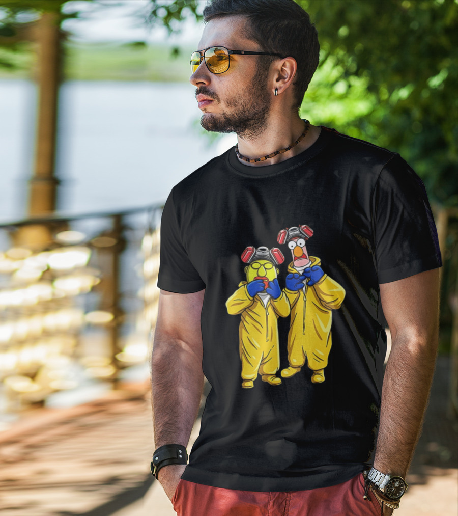 Dr Bunsen Honeydew Beaker Breaking Bad The Muppets Yellow Hazmat Suit T-Shirt